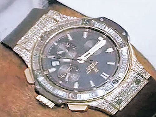 According to rumours, along with the chief minister, two other politicians a Cabinet minister and a confidant of Siddaramaiah have also received similar watches from an industrialist.