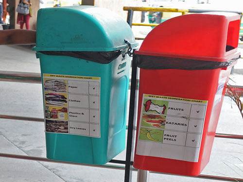 However, most people use only one bin for dumping both dry and wet waste. dh file photo