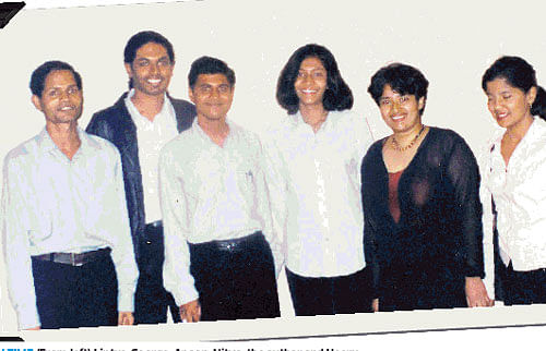 This photograph has the first members of the group - Linus, George, Anoop, Nitya, Heeru and myself.