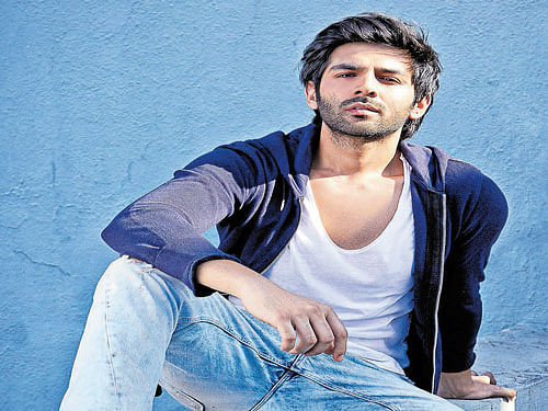 soaring high Bollywood actor Kartik Aaryan shot to fame after starring in the romantic comedy, 'Pyaar Ka Punchnama'. He also acted in Subhash Ghai's film, 'Kaanchi: The Unbreakable'. The sequel Pyaar Ka Punchnama 2' was a success. He will soon be seen in Tanuja  Chandra's upcoming movie 'Silvat'.
