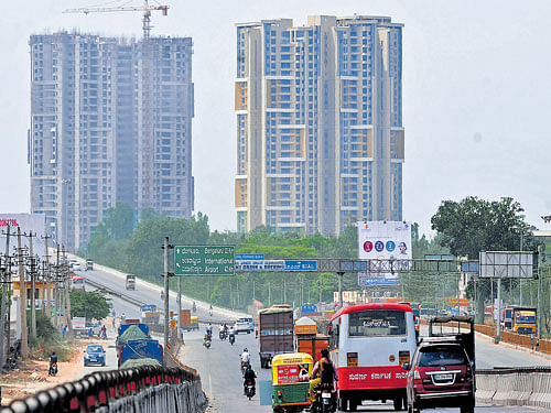 sLOW & Steady Thanks to the expanding boundary limits of the City, Hoskote is sure to do well in terms of its realty potential.  dh photos by srikanta sharma r