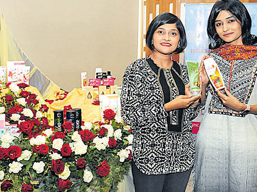 Iba Halal Care Chief Executive Officer and Managing Partner Mauli Teli (left) and Vice President (R&D) and Managing Partner Grishma Teli display the Iba range of cosmetics in Bengaluru on Thursday. DH PHOTO