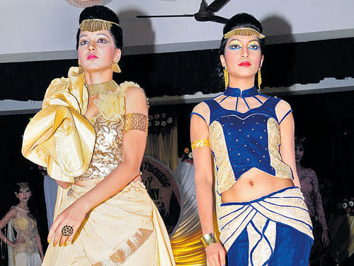 Contemporary: Students presenting a fashion show.