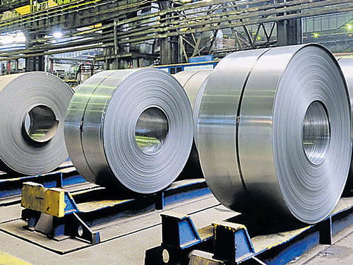 Finance Ministry arm wants to  continue with steel import duties