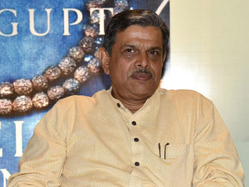 RSS joint general secretary Dattatreya Hosabale, who had signalled a big shift in the Sangh's stand with his first statement, had to take to twitter to clarify that though homosexuality was not a crime, it was a socially immoral act. DH file photo