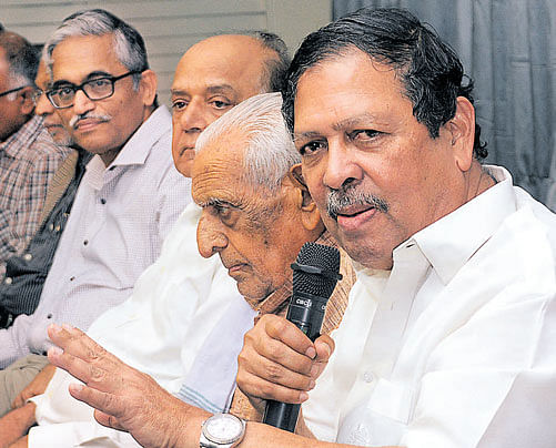 Former Lokayukta N Santosh Hegde speaks at a panel   discussion on the anti-corruption bureau in Bengaluru on Wednesday. (From left) Former IPS officer Sri Kumar, former High Court judge Justice M F Saldanha and freedom fighter  H S Doreswamy are also seen. dh photo