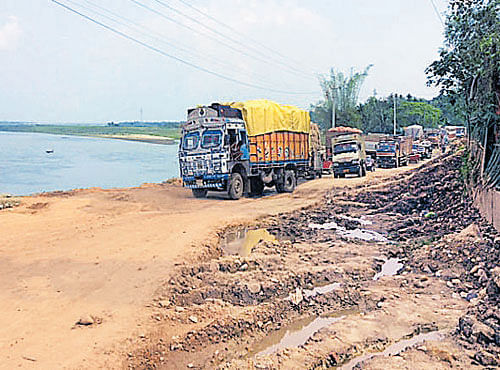 The national highway along the banks of the Barak river in Katigorah of Chachar district of Assam in a dilapidated condition. This is the only road link that connects southern Assam , Tripura, Mizoramand parts of Manipur with the rest of the country. A GUPTA