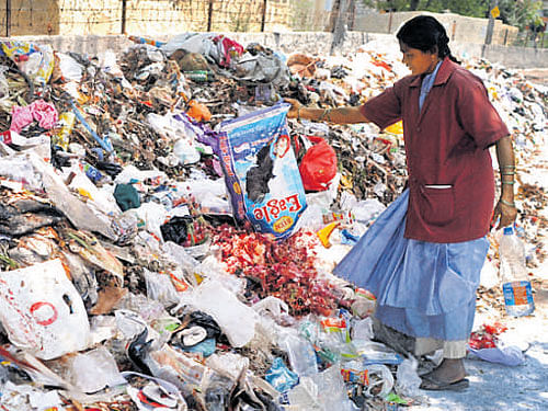 Corporators across party lines have expressed concern over the poor waste management in the city.