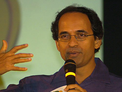 There has been an outpour of support on social media for Bhogle, who has more than 3.5 million Twitter followers.  DH File photo