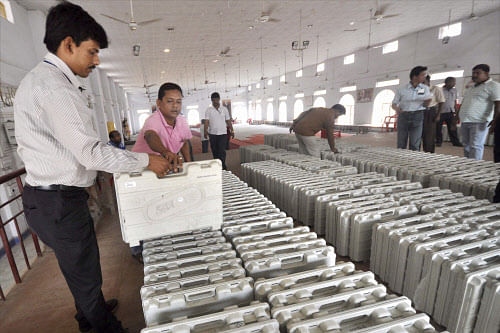 The government feels that while one-time cost in holding simultaneous polls would be high, but the exercise may bring down expenditure involved in 'election bandobast' such as deployment of central forces and polling personnel. PTI file photo