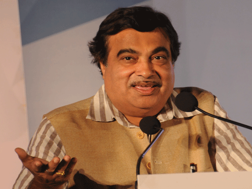 Releasing the BJP's manifesto for the Assembly polls, party's former national president and Union Minister Nitin Gadkari claimed that it was a vision document for the state's development. DH File Photo.