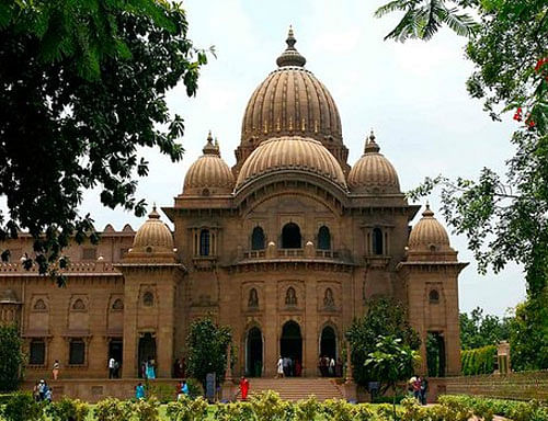 A senior monk of the monastic order, founded in 1897 by Swami Vivekananda, said almost all of them have EPIC voter cards but only for the sake of an identity proof. Belurmath Photo courtesy: Twitter