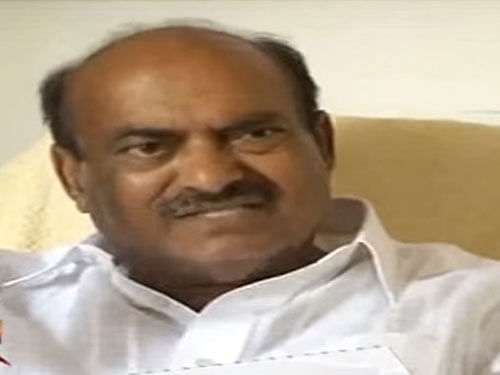 The committee - headed by Telugu Desam Party MP J C Divakar Reddy, advocated that the Department of Consumer Affairs should be empowered to make laws to regulate growing sectors of e-commerce, direct selling and multi-level marketing where consumer complaints are on the rise. Screen grab.