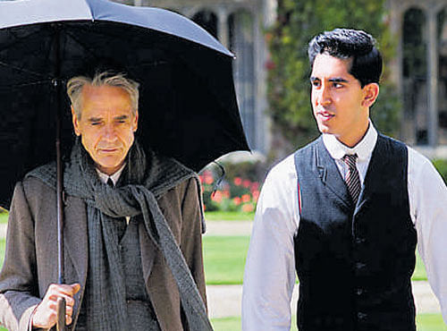 Hardy (Irons) and Ramanujan (Patel) forge a strong and unlikely friendship.