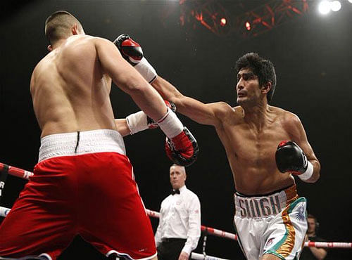 Vijender was declared winner little over a minute into the fifth round of the six-round super middleweight contest, which was incidentally his longest bout so far. Picture courtesy Twitter