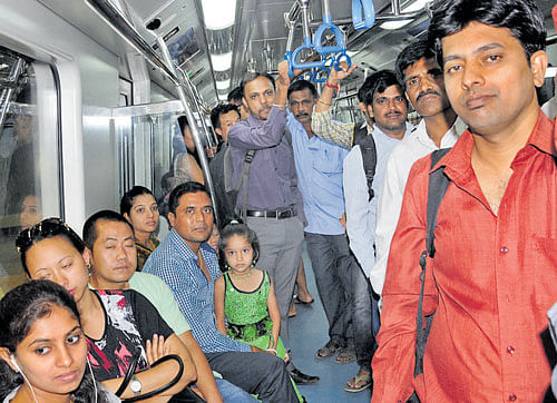A packed coach on a Metro train on Monday. DH photo