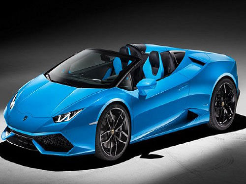 The new Huracan Spyder combines performance of the Huracan Coupe paired with the emotional facet of open air driving, he said. Image courtesy Twitter.