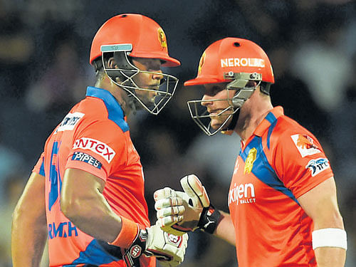 Openers Dwayne Smith (left) and Brendon  McCullum will hold key to Gujarat Lions' fortunes. PTI