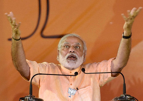 Prime Minister Narendra Modi addresses an election campaign rally at Hosur in Tamil Nadu on Friday. PTI Photo