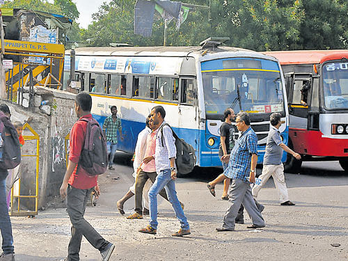 Despite being managed by multiple agencies including BMTC, KSRTC, South Western Railways and BBMP, the issues remain and have only worsened over the years. This reflects a clear lack of planning and a vision for the future needs of a dynamic transport hub.