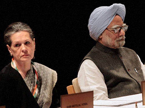 Congress President Sonia Gandhi and former Prime Minister Manmohan Singh. PTI file photo