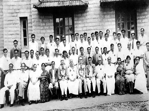 (Sitting, from left) Sadiq Ali, Mckenzie, Jayalakshmi, Padma Kumar, Farooqi, Deguier, Chellam Iyer, Dodd, Krishnarao,  A K Rao, Laxmipathy, Rajalakshmi (the author), Rondo and Susheela Mohanrao. (Standing, first row) Balaram, Subbarao, Venkatesh, Thandayuthapani, Arulsami, Subramaniam (7th), Iqbal (10th), Karuppannasami (12th), Irudayaraj, Raju, Shanmugam, Mohanraj, Jadhav and Ramanna (19th). (Standing, second row) Anantasubbarao, Aithal, Chettiar (7th), Gopalakrishnan (9th), Raghu, Anantsubbarao, Vasu, Shivshankar (15th), Manikkam (20th), Johnson and Venkatramanappa.