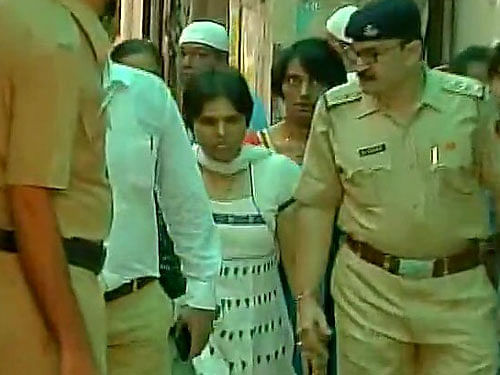 Activist Trupti Desai leaves after praying at Haji Ali Dargah in Mumbai. Courtesy: ANI