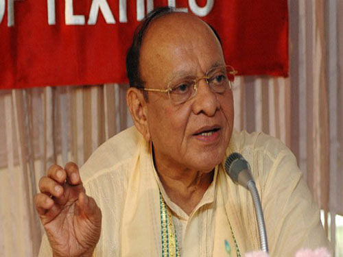 Responding to an appeal by Hardik Patel that the 10 % reservation for the upper castes announced by the BJP government is inadequate, former chief minister and leader of the opposition in state Assembly Shankarsinh Vaghela said he agreed with the Patidar Anamat Andolan Samiti convener on the issue. PTI file photo