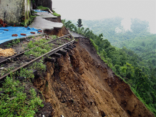 About 12.6 per cent of the total land mass of India falls under the landslide-prone hazardous zone, according to a study by the GSI, under the directive of the Ministry of Mines. PTI file image.