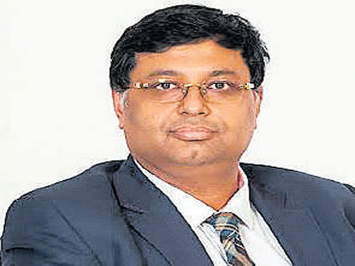 Dr Sanjiv Agarwal