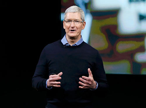Cook, whose every meeting is being closely watched here for cues about Apple's business plans in India, walked into the ICICI Bank Towers in the Bandra Kurla Complex business district here and spent over an hour there, sources said. Reuters file photo