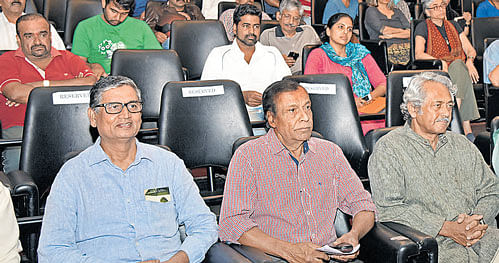 (First row, from left) OP Srivastava, Suresh Heblikar, and Girish Kasaravalli.DH PHOTO BY S K DINESH