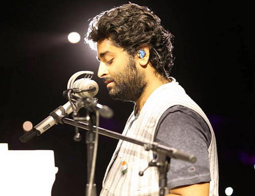 Arijit said he wants to retire having sung at least one song for the Bajrangi Bhaijaan star. Image courtesy: Facebook
