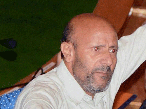 However, independent MLA Sheikh Abdul Rashid chose to remain in the House. Carrying a banner on recent Handwara killings, Rashid said that the Chief Minister had promised to complete the investigation in one month and make the probe public.'Where is the investigation now (the specified) one month has passed?' he asked. PTI file photo