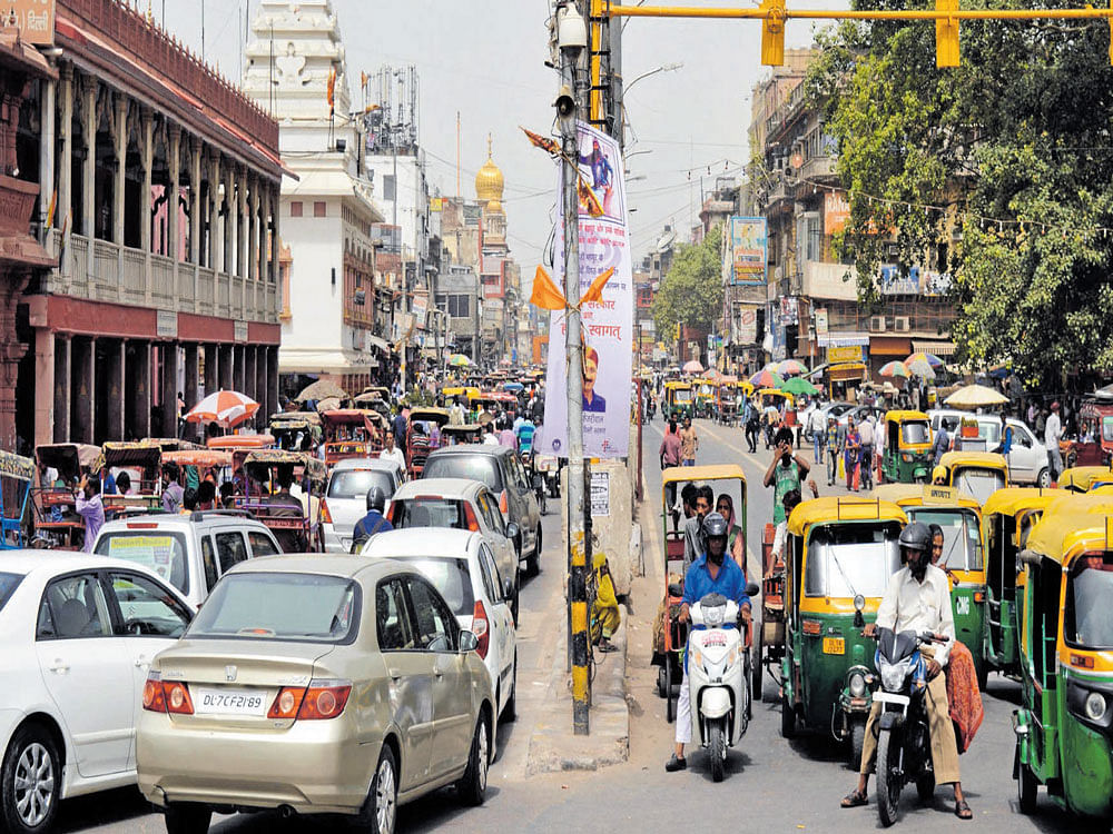 Chandni Chowk is choking with trafic but local traders opposed Delhi government's plan to pick the area for May's car-free day. Elsewhere, battery rickshaws and bicycles help the cause but vehicles are not the only source of pollution. DH