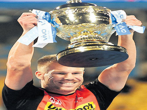captain fantastic: David Warner led from the front in brilliant fashion to power Sunrisers Hyderabad to their maiden IPL title triumph. dh photo/ srikanta sharma r