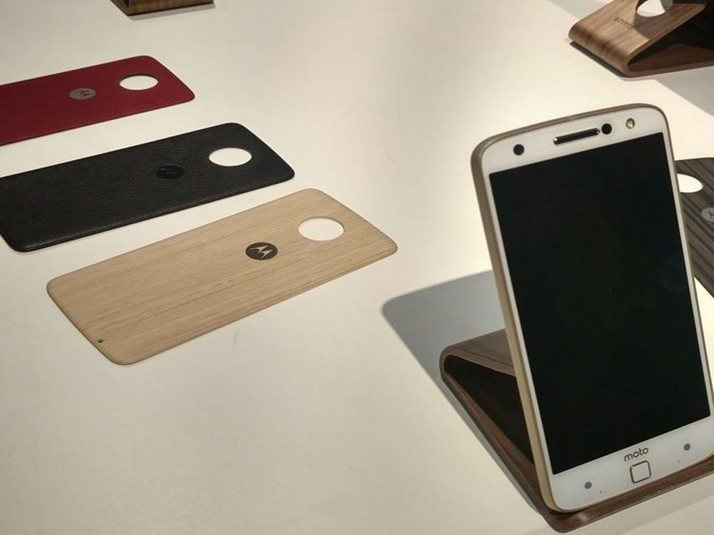 Moto Z is made by Motorola, which Lenovo bought from Google in early 2014 in a deal valued at $2.91 billion. Image courtesy: @Moto_USA
