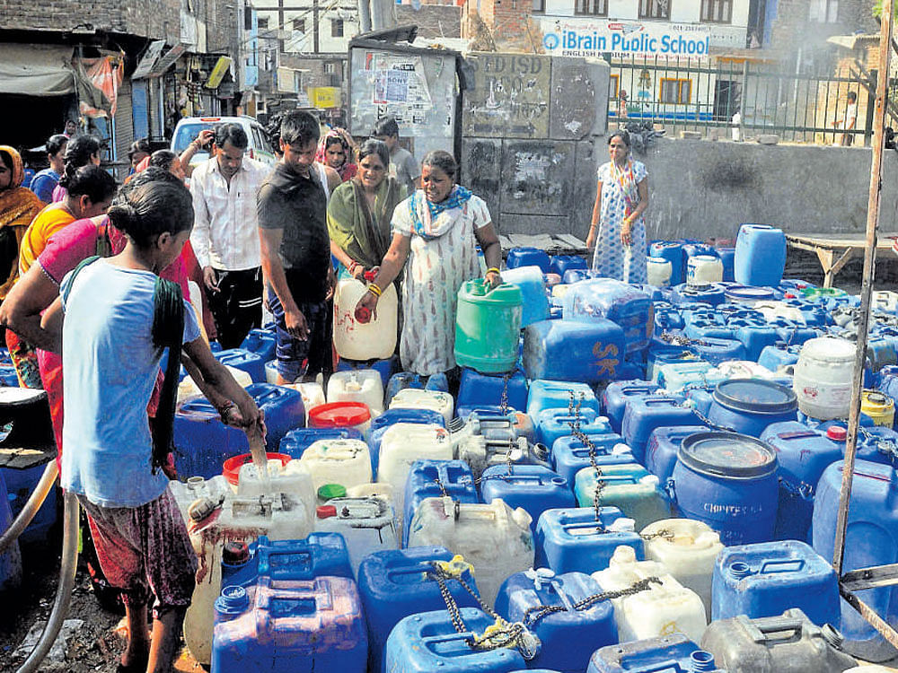 One of the city government's priorities is to bring piped water to unauthorised colonies. DH