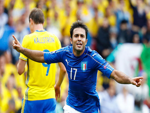 Italy's Eder celebrates after scoring their first goal. Reuters Photo.