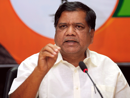 Shettar said the chief minister should look into the irregularities and order an inquiry, he added. DH File Photo.