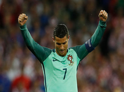Croatia v Portugal - EURO 2016 - Round of 16 - Stade Bollaert-Delelis, Lens, France - 25/6/16 Portugal's Cristiano Ronaldo celebrates at the end of the match REUTERS