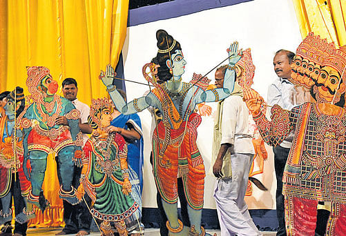 VIBRANT A performance by the Shinde Anjaneyulu family. DH PHOTO BY B H SHIVAKUMAR