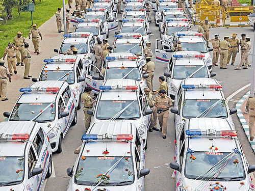 The new Hoysala patrol vehicles lined up in front of Vidhana  Soudha before they were handed over to the city police on Saturday. dh photo