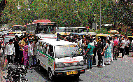 'Be ready to pay fine if you obstruct ambulance'