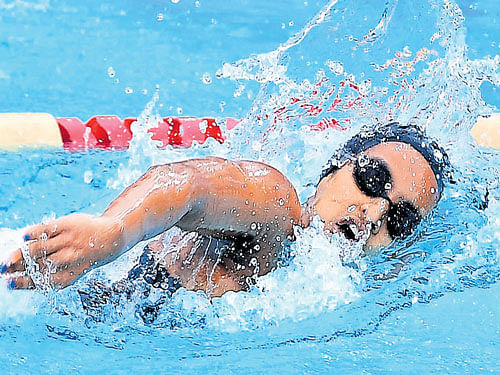 Lightning Quick Damini K Gowda of Karnataka en route her Group I, 200M freestyle gold in the women's category at the 43rd Junior Aquatics Nationals. DH Photo/Kishor kumar bolar