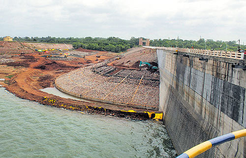 state-of-the-art technology: Renovation work in progress at Almatti dam in Bagalkot district. The project has been taken up to increase the storage capacity of the dam. DH&#8200;Photo