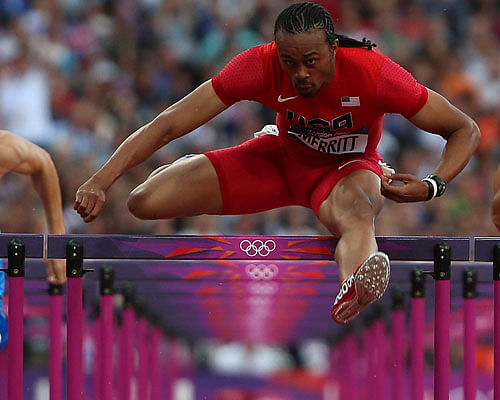 High flier: Aries Merritt en route to the gold medal in the 110M&#8200;hurdles at the London 2012 Olympic Games. NYT file photo