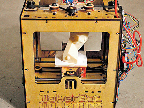 A MakerBot 3D printer