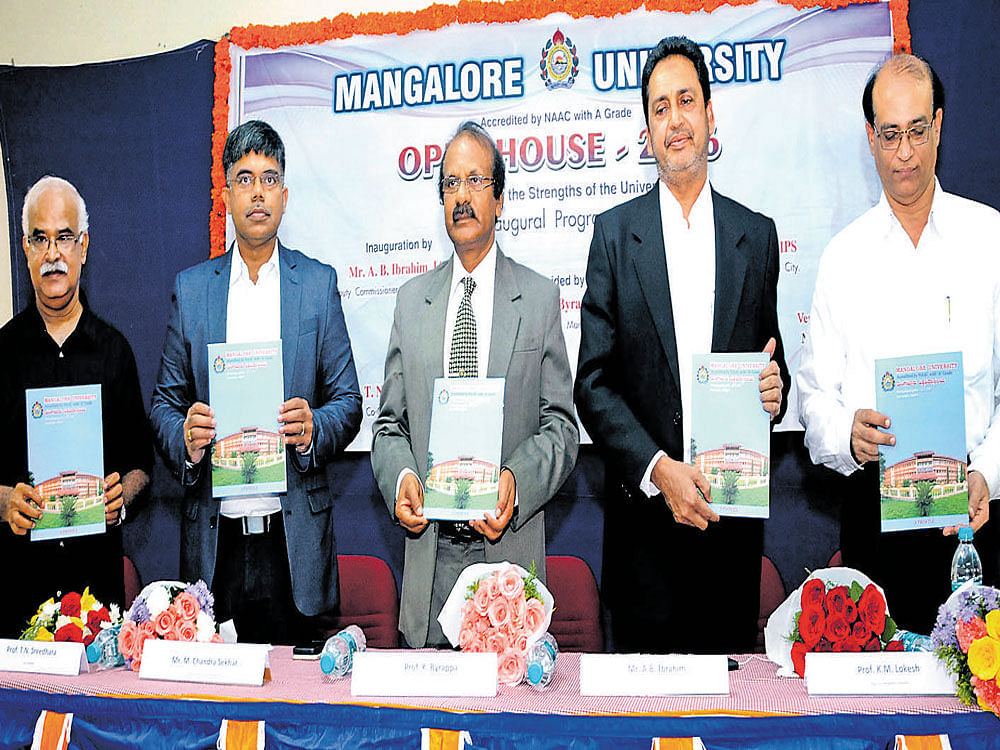 (From right to left) Registrar K&#8200;M&#8200;Lokesh, Deputy Commissioner A&#8200;B&#8200;Ibrahim, Mangalore  University Vice-chancellor&#8200;K&#8200;Byrappa, Police&#8200;Commissioner M&#8200;Chandra Sekhar and  coordinator Prof T&#8200;N&#8200;Sreedhar release a profile of the university at the inauguration of  two-day 'Open House' at Mangalagangotri on Friday.