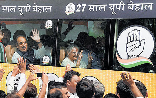 Congress chief ministerial candidate in UP Sheila Dikshit,  senior leader Ghulam Nabi Azad and others begin a three-day bus yatra from the party headquarters in New Delhi on  Saturday. PTI